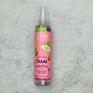 St Ives Hydrating Face Mist Yaaas Vibrant Assorted